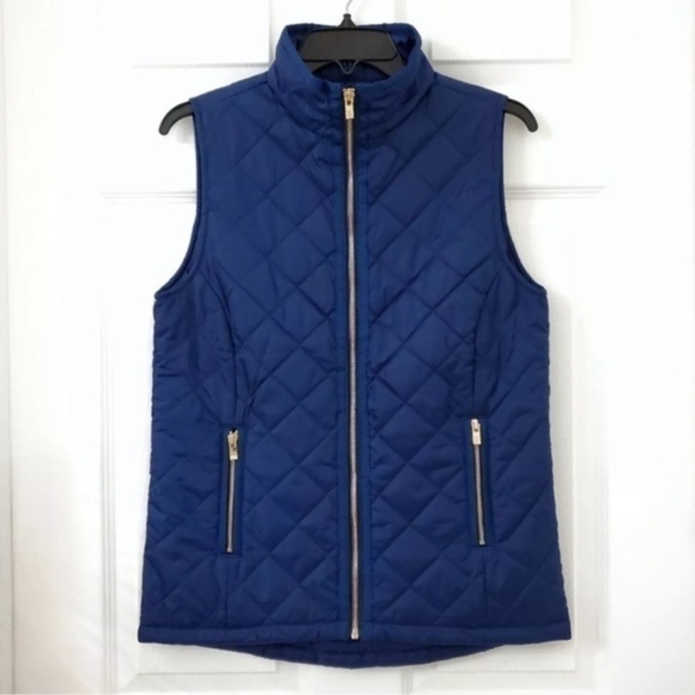 New without tags Southern Tide
Quilted Vest - Blue Night size X-small